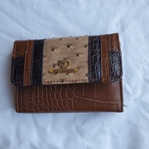 New  direction  ,women  tri color wallet  .